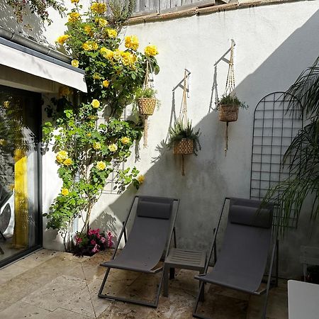 Appartements 3 Etoiles Terrasse Ou Patio Intra-Muros 艾格-莫尔特 外观 照片