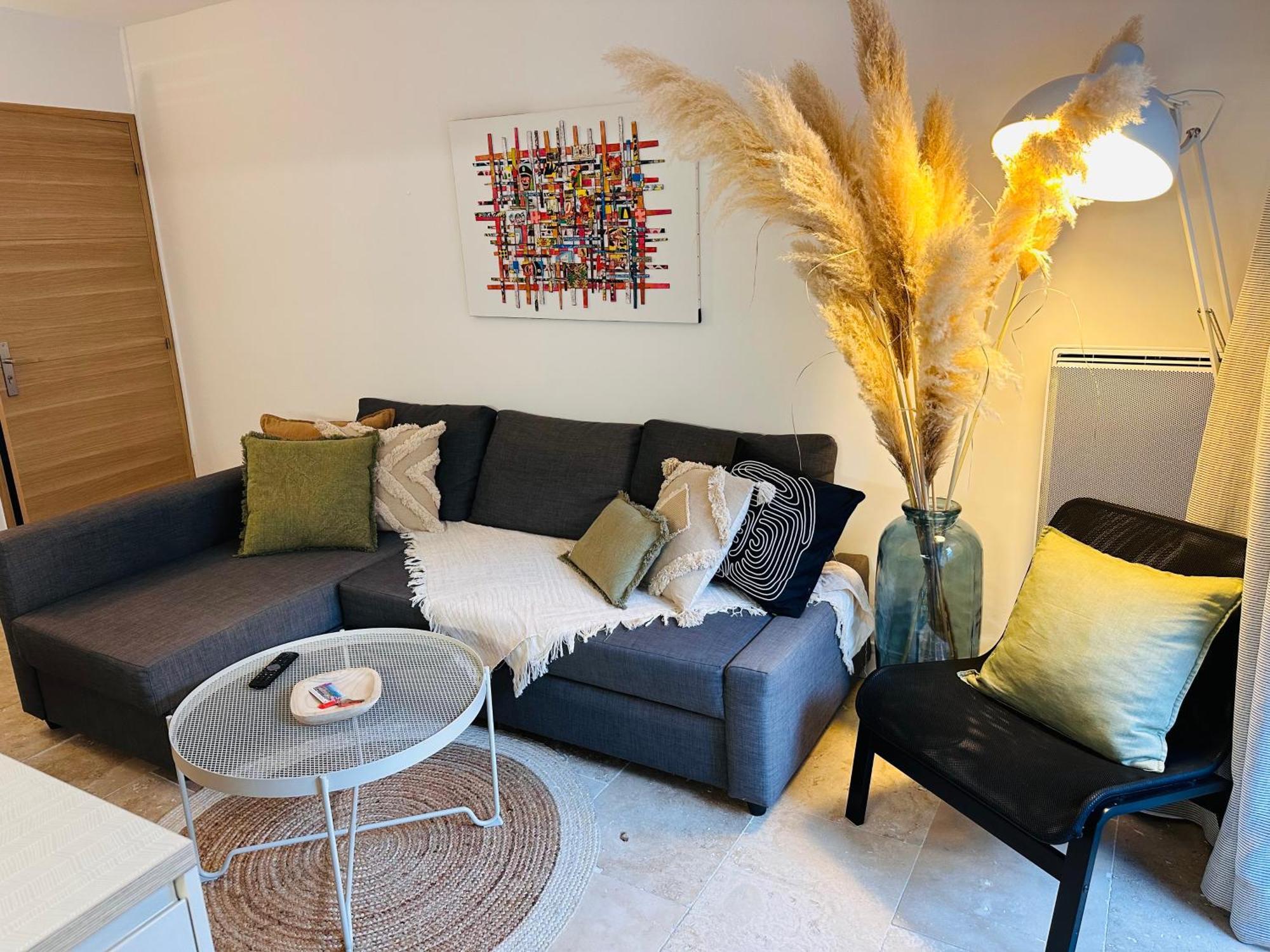 Appartements 3 Etoiles Terrasse Ou Patio Intra-Muros 艾格-莫尔特 外观 照片